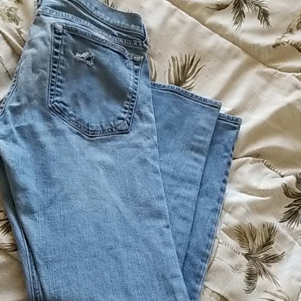 Jean's - Picture 5 of 5